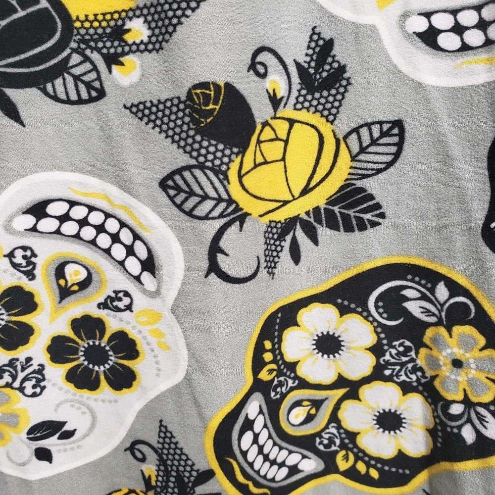 Capri Day of the Dead Leggings